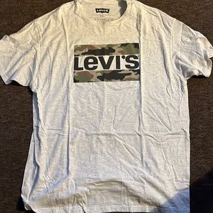 Levi’s shirt
